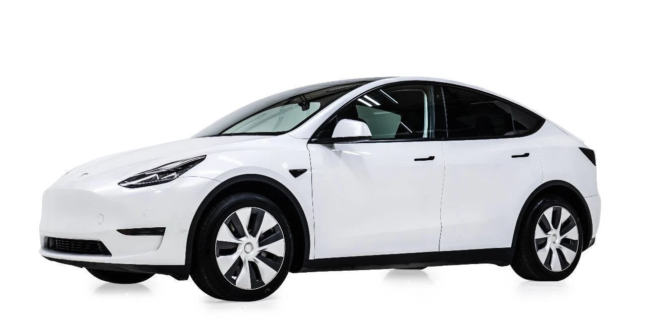 2020 Tesla Model Y - Image 2 of 12