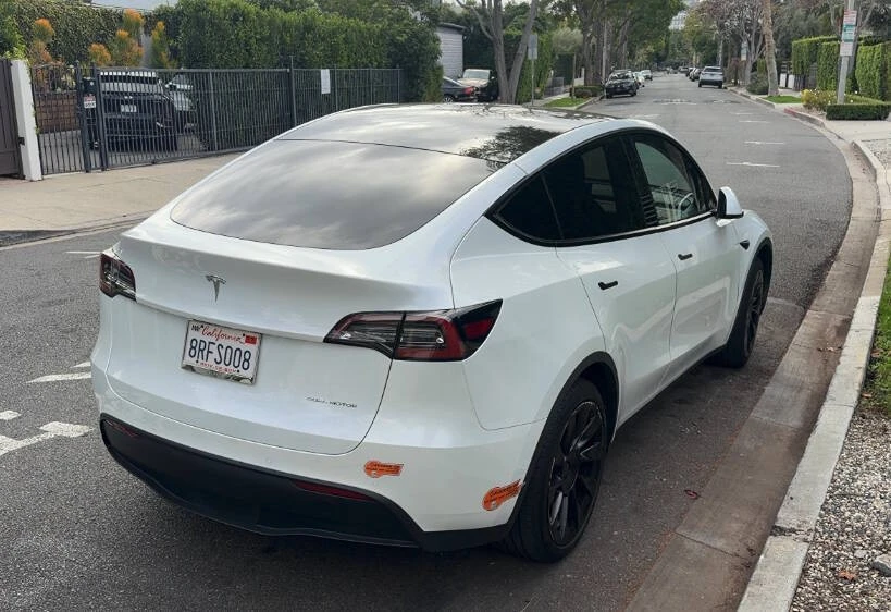 2020 Tesla Model Y - Image 5 of 9
