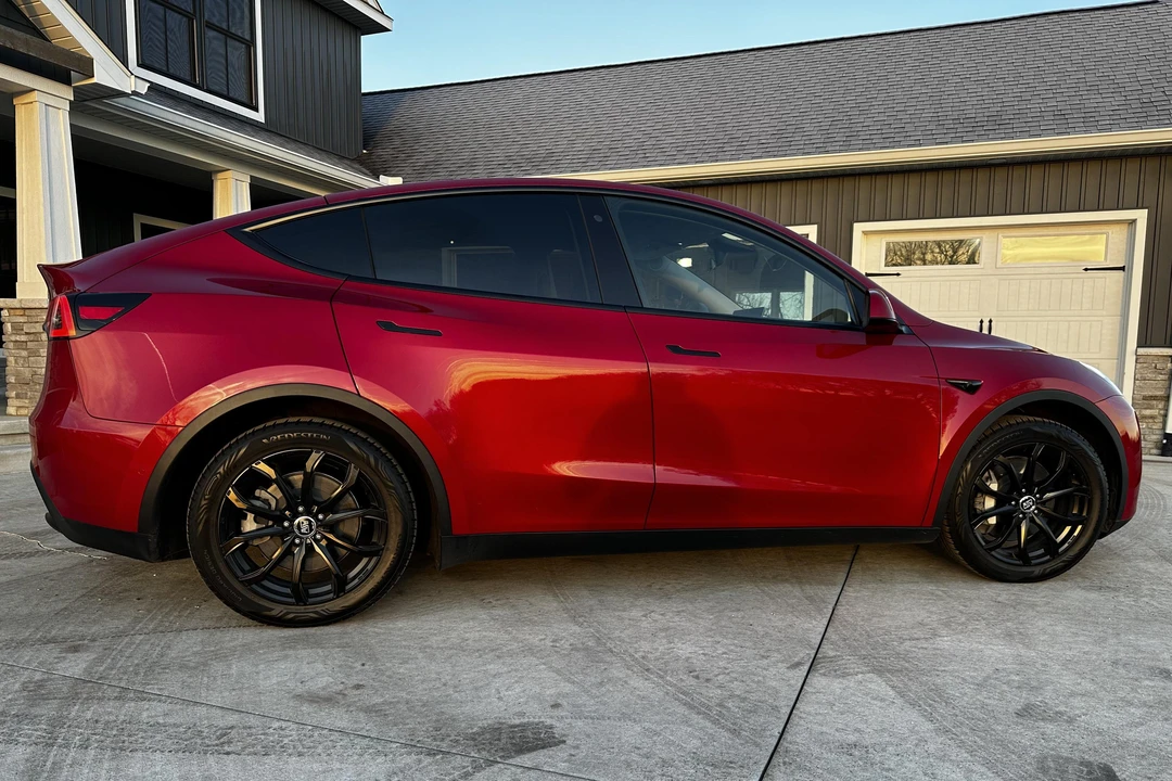 2020 Tesla Model Y - Image 3 of 7