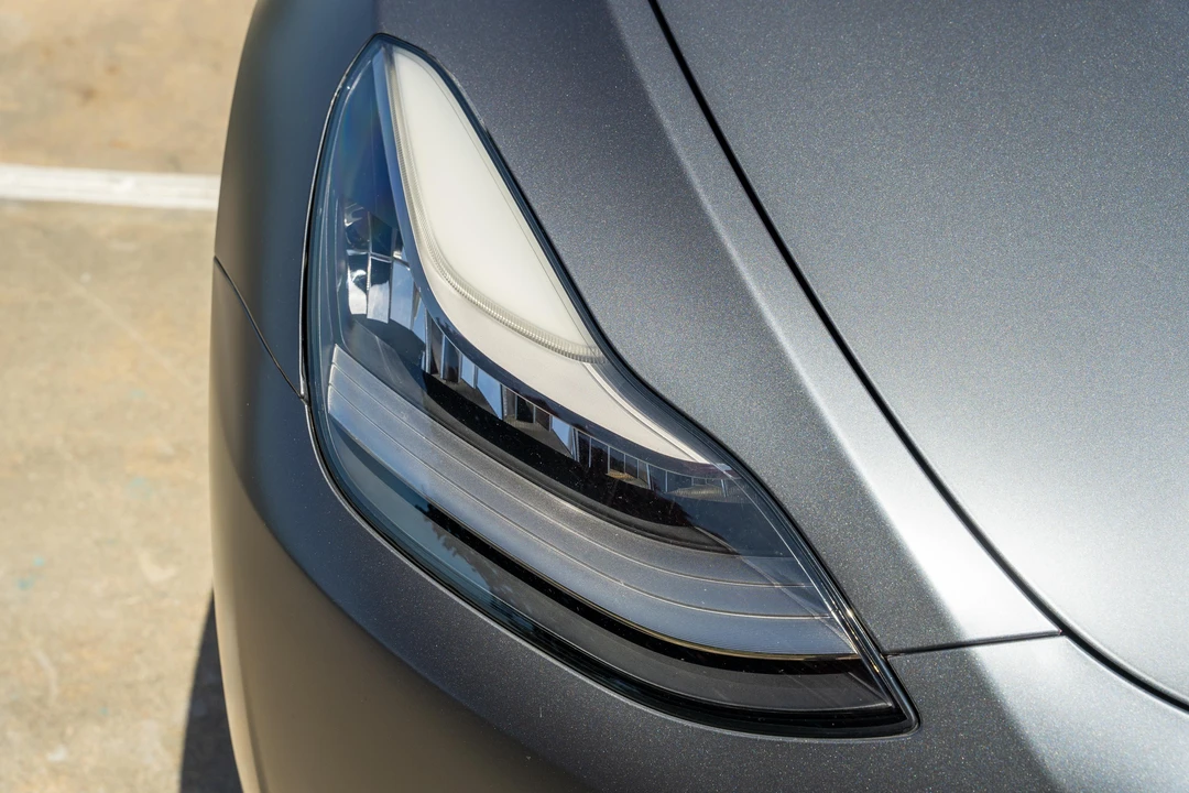 2020 Tesla Model Y - Image 9 of 31