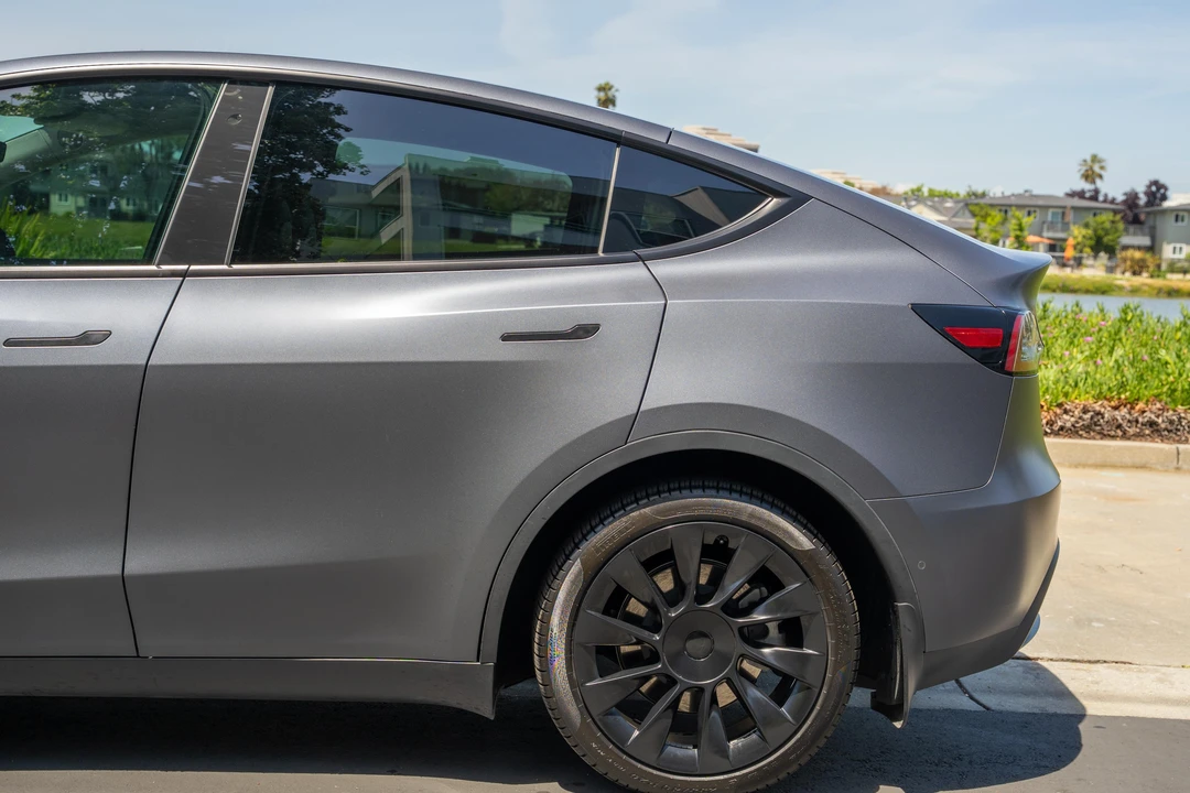 2020 Tesla Model Y - Image 22 of 31