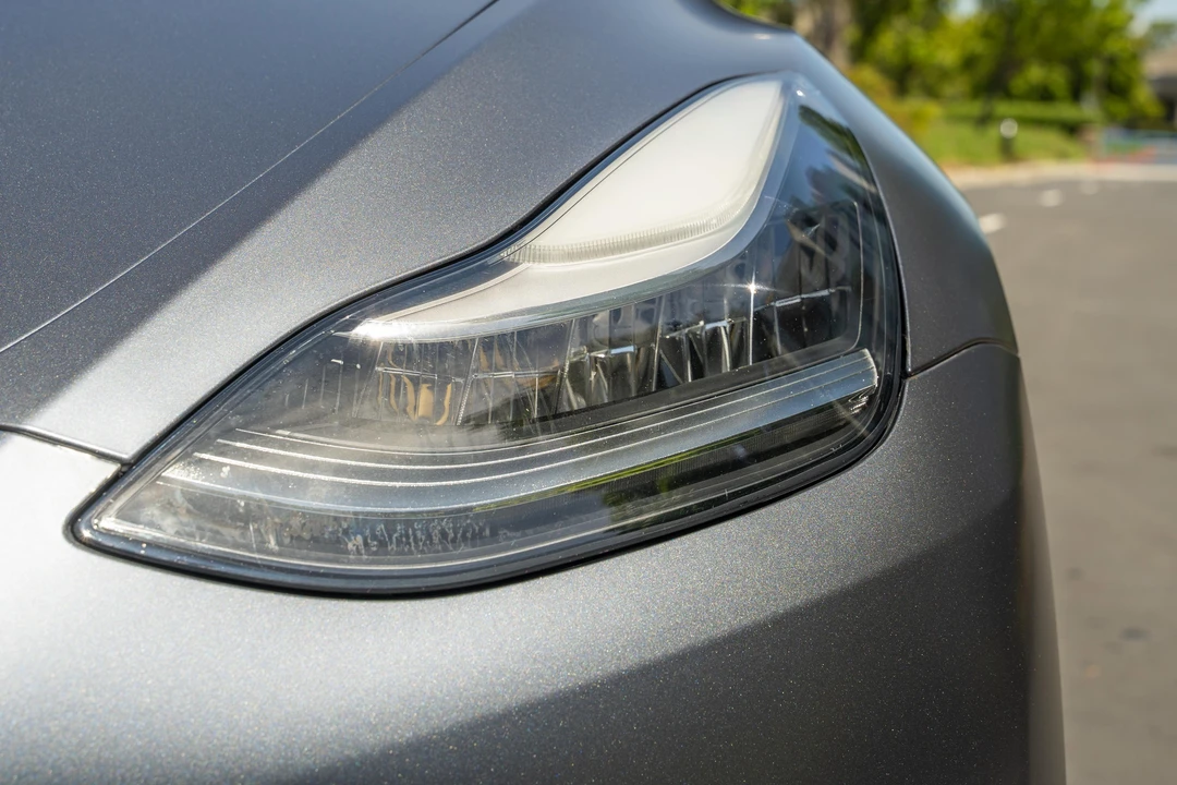 2020 Tesla Model Y - Image 10 of 31