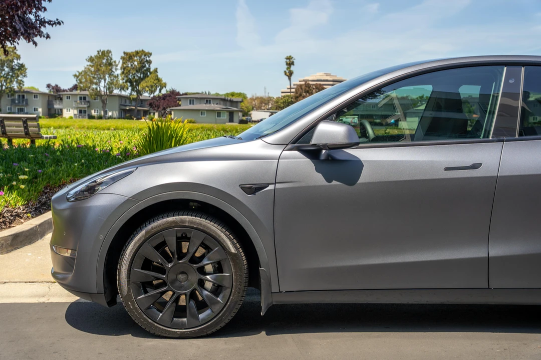 2020 Tesla Model Y - Image 13 of 31