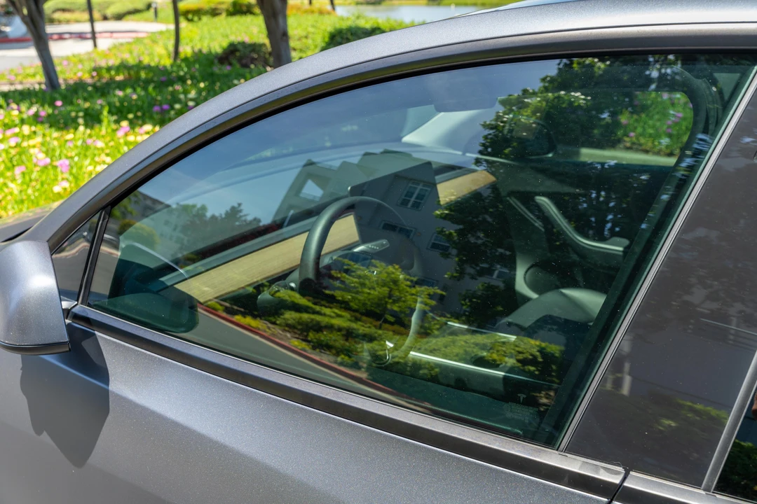 2020 Tesla Model Y - Image 17 of 31