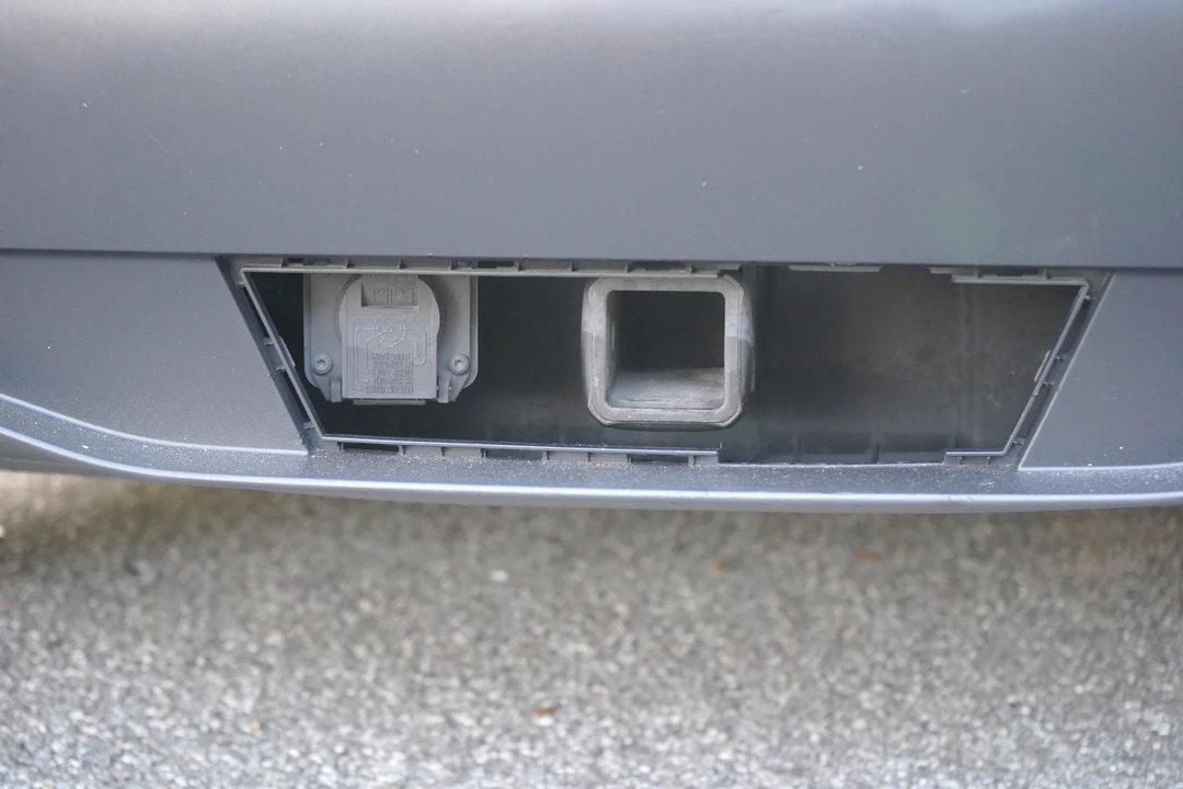 2020 Tesla Model Y - Image 21 of 31