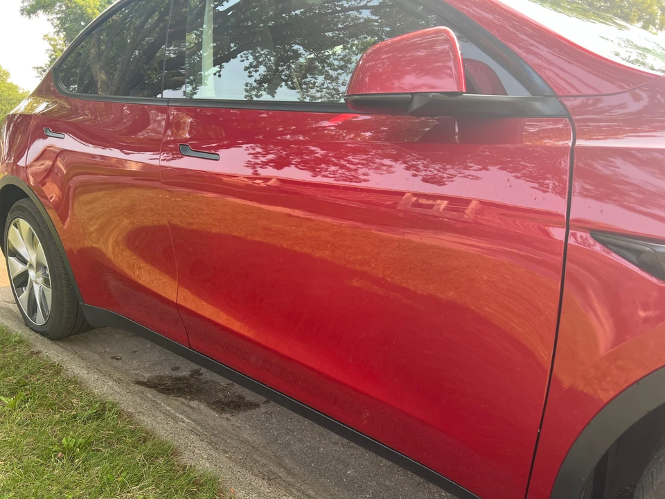 2020 Tesla Model Y - Image 25 of 27