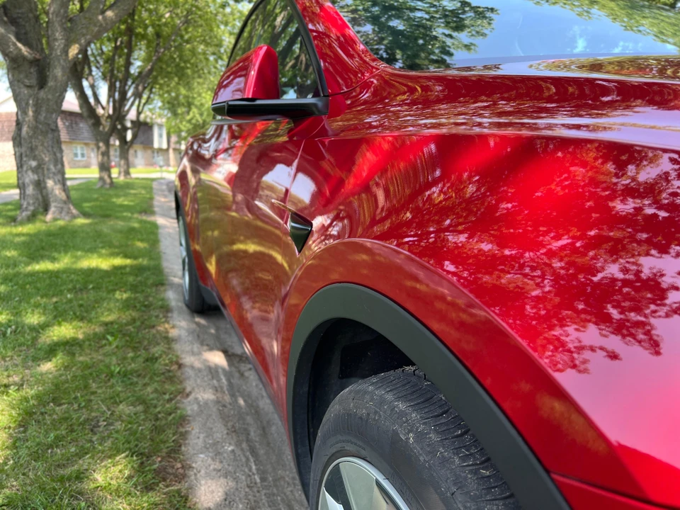 2020 Tesla Model Y - Image 24 of 27