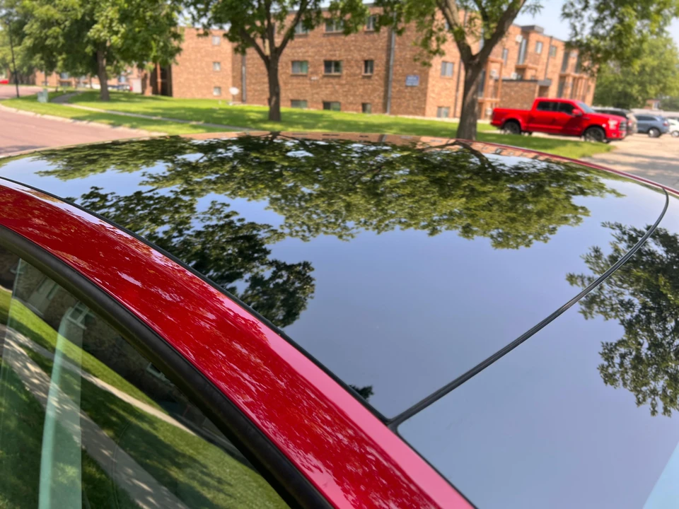 2020 Tesla Model Y - Image 22 of 27