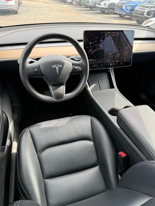 2020 Tesla Model Y - Image 2 of 4