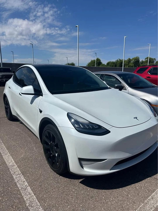 2020 Tesla Model Y - Image 3 of 11
