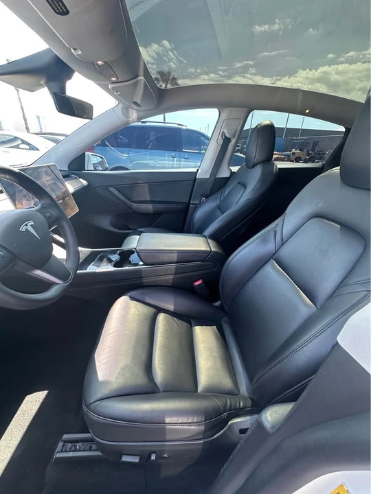 2020 Tesla Model Y - Image 9 of 11