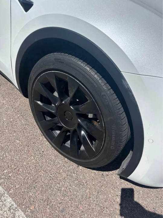 2020 Tesla Model Y - Image 4 of 11