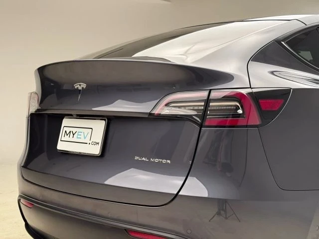 2020 Tesla Model Y - Image 14 of 21