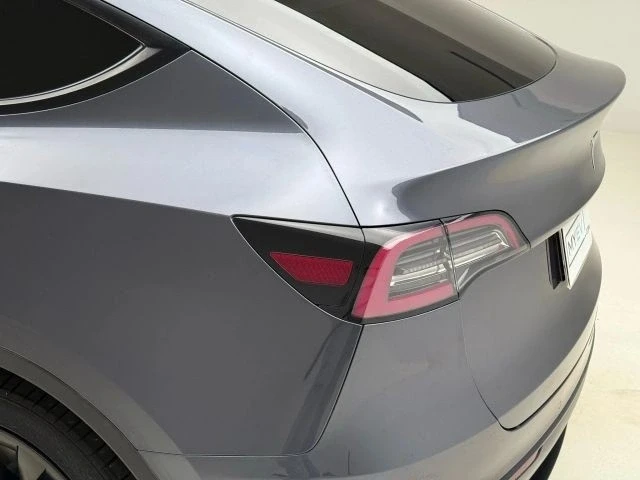 2020 Tesla Model Y - Image 20 of 21