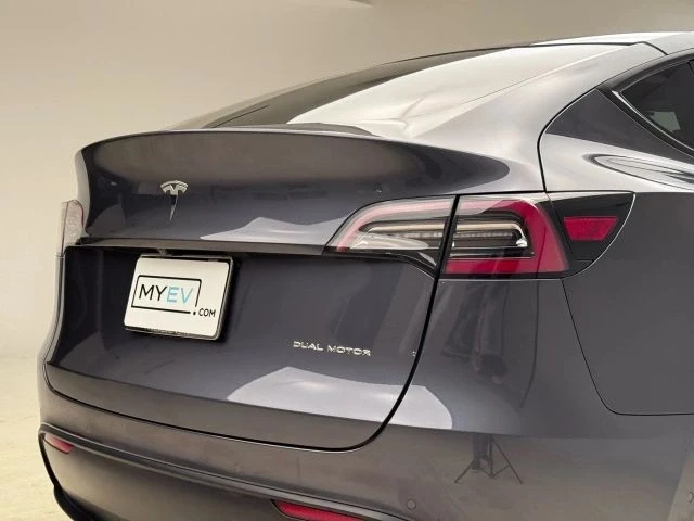 2020 Tesla Model Y - Image 14 of 21