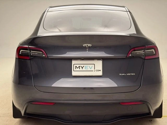 2020 Tesla Model Y - Image 15 of 21