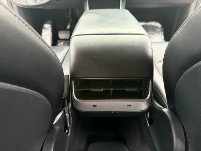 2020 Tesla Model Y - Image 11 of 18