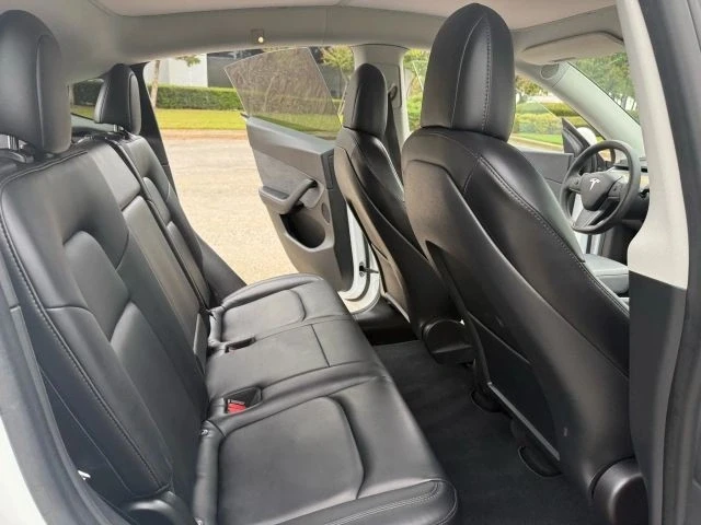 2020 Tesla Model Y - Image 6 of 18
