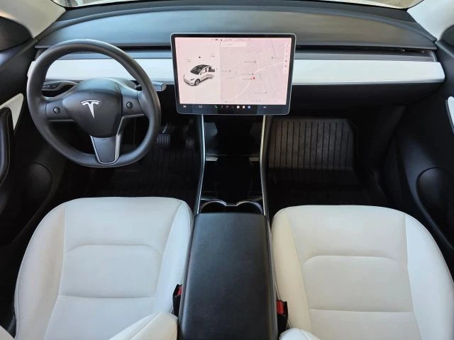 2020 Tesla Model Y - Image 10 of 21