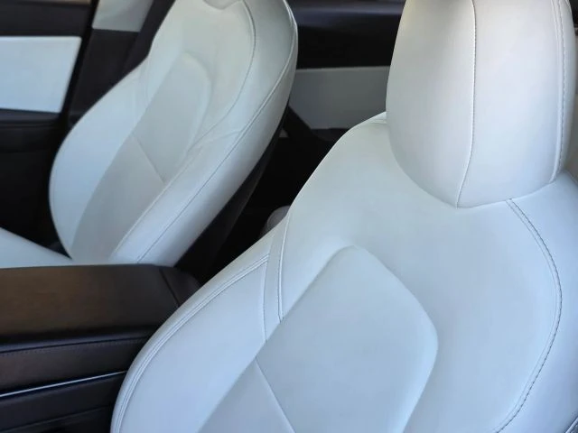 2020 Tesla Model Y - Image 21 of 21