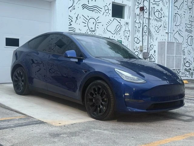 2020 Tesla Model Y - Image 18 of 21