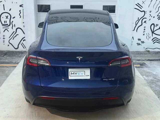 2020 Tesla Model Y - Image 20 of 21