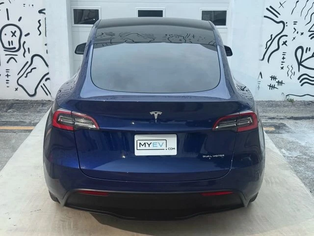 2020 Tesla Model Y - Image 20 of 21