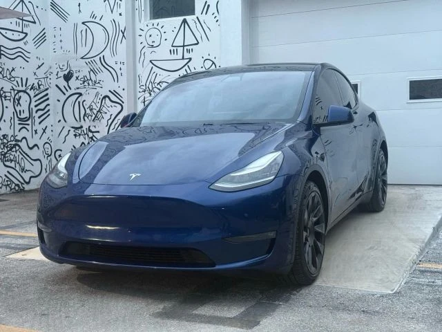 2020 Tesla Model Y - Image 17 of 21