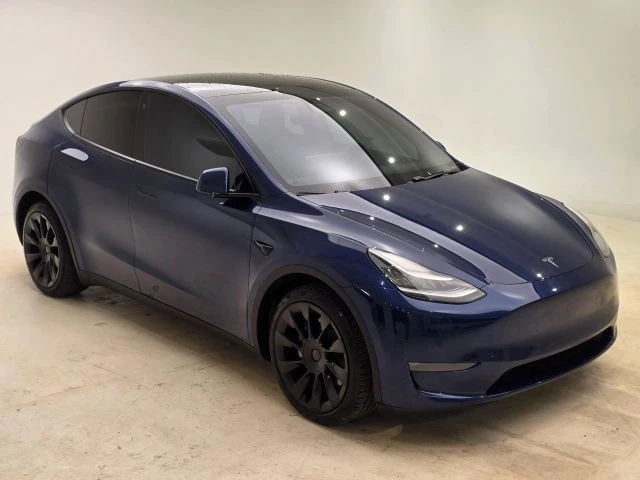 2020 Tesla Model Y - Image 11 of 21