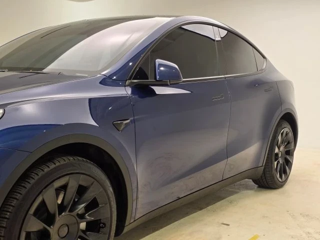 2020 Tesla Model Y - Image 7 of 21