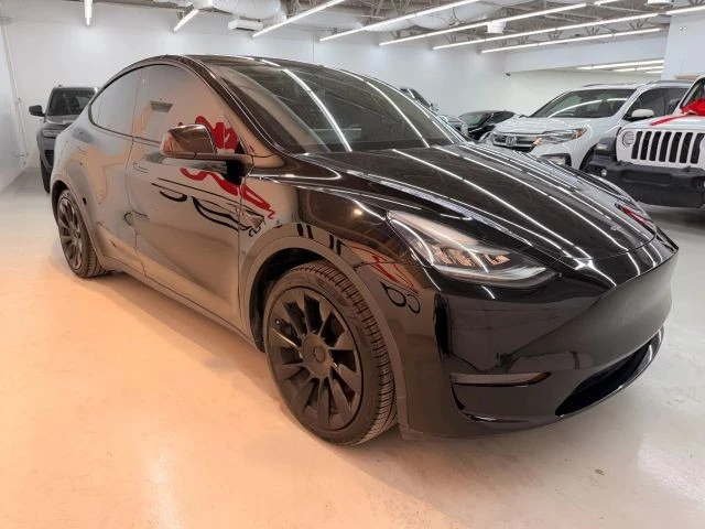 2020 Tesla Model Y - Image 16 of 21