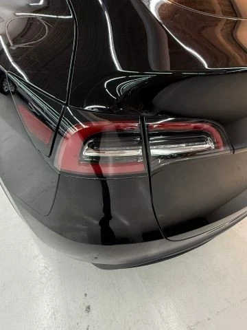 2020 Tesla Model Y - Image 20 of 21