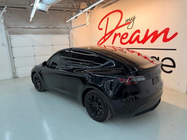 2020 Tesla Model Y - Image 7 of 21