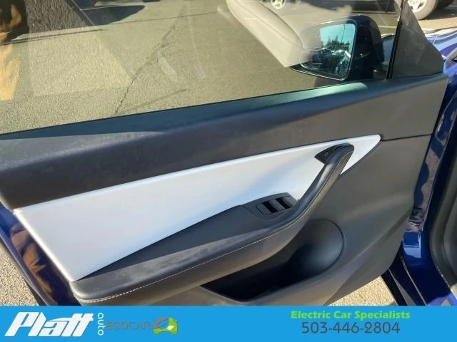 2020 Tesla Model Y - Image 17 of 21