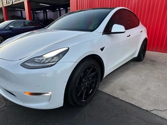 2020 Tesla Model Y - Image 2 of 21