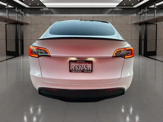 2020 Tesla Model Y - Image 4 of 21