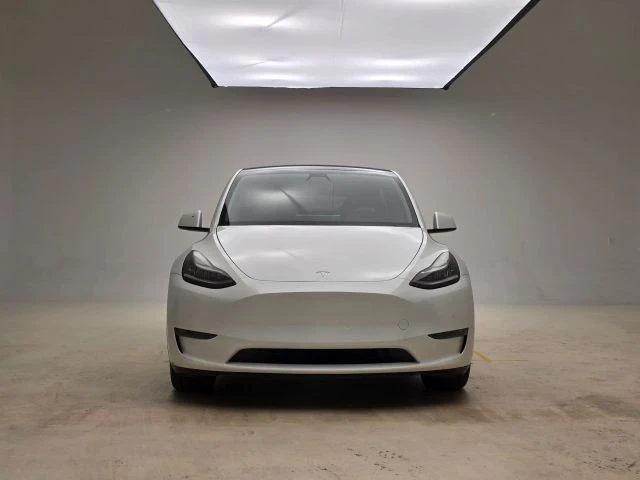 2020 Tesla Model Y - Image 2 of 15