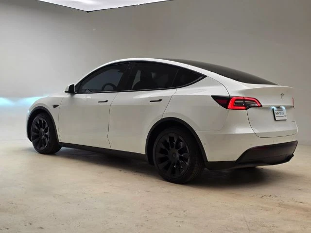2020 Tesla Model Y - Image 6 of 16