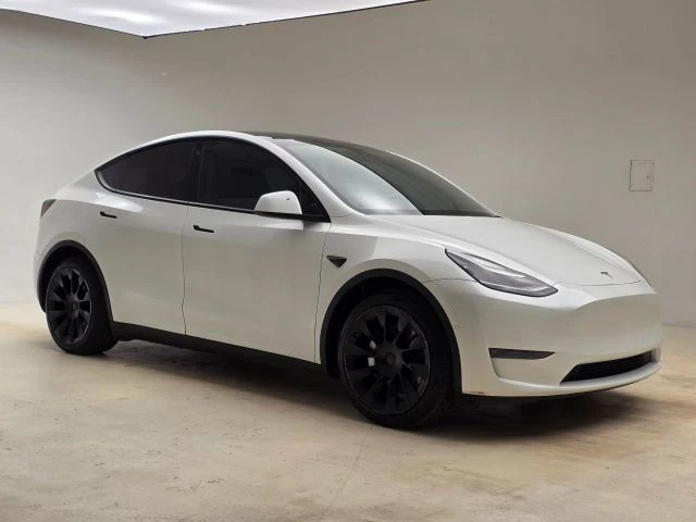 2020 Tesla Model Y - Image 3 of 16
