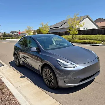 2020 Tesla Model Y Long Range