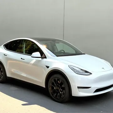 2020 Tesla Model Y Long Range Sport Utility 4D