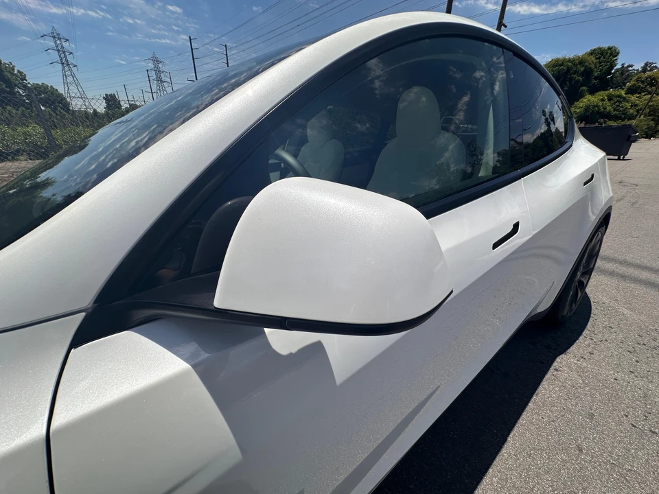 2020 Tesla Model Y Performance - Image 11 of 31