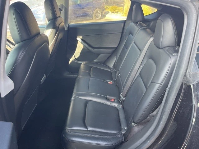 2020 Tesla Model Y Performance - Image 15 of 21