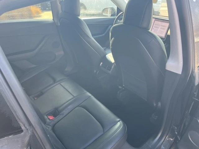 2020 Tesla Model Y Performance - Image 18 of 21