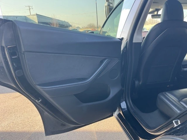 2020 Tesla Model Y Performance - Image 12 of 21