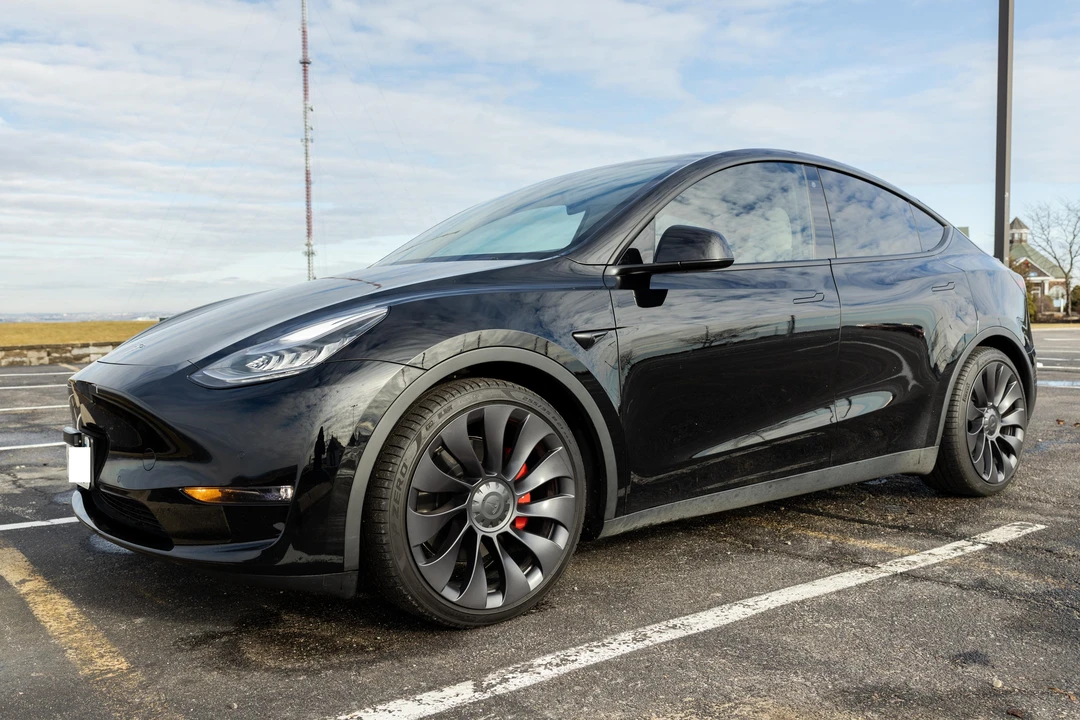 2020 Tesla Model Y Performance - Image 6 of 26