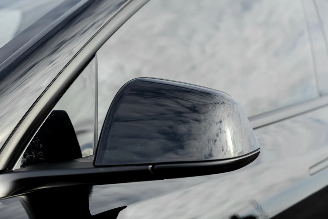 2020 Tesla Model Y Performance - Image 12 of 26