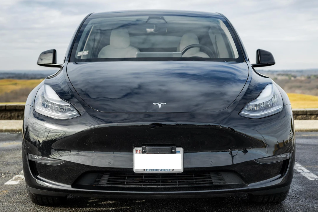 2020 Tesla Model Y Performance - Image 2 of 26