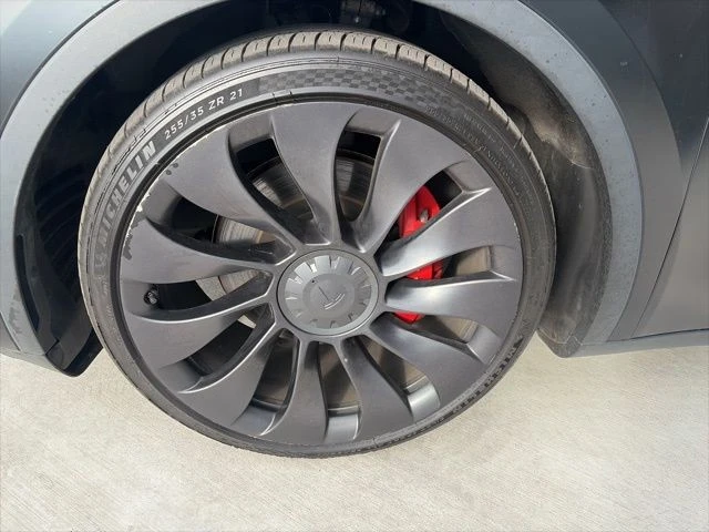 2020 Tesla Model Y Performance - Image 10 of 21