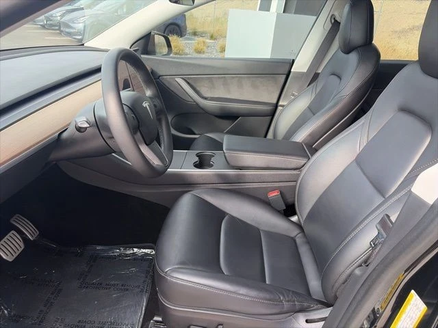 2020 Tesla Model Y Performance - Image 13 of 21